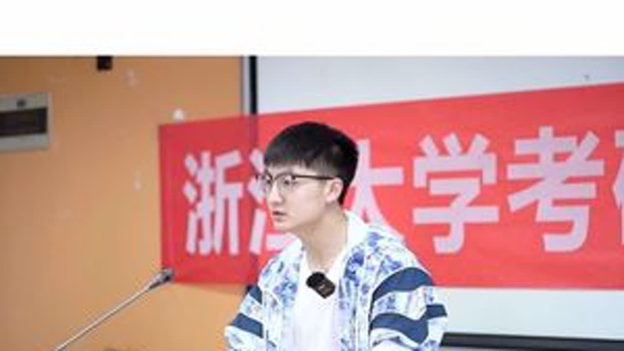 非物质文化遗产是人类智慧与文明的结晶，对其的保护和研究意义重大，需要5号考生这样有志青年人为之努力！#25考研 #考研英语 #复试 #考研复试