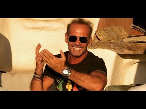 Ο Πέτρος Κωστόπουλος