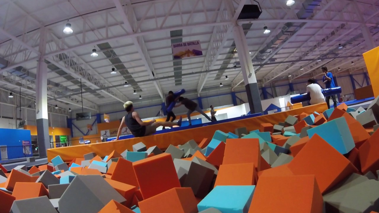 SUMMIT Trampoline Park con una GoPro 1 YouTube