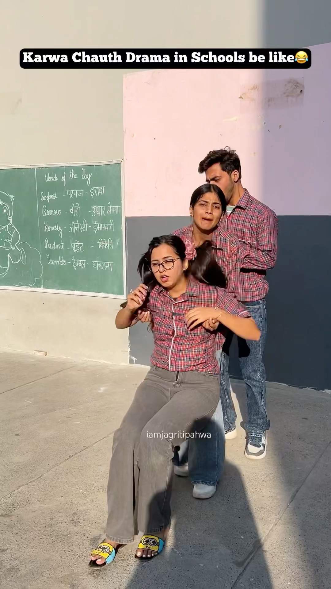 Do you keep karwachauth fast? ? #karwachauth #schoollife #schoolfun #jagritipahwa #schoolgirl