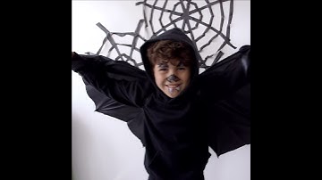 Make a Bat Costume | Quick & Easy Halloween Crafts