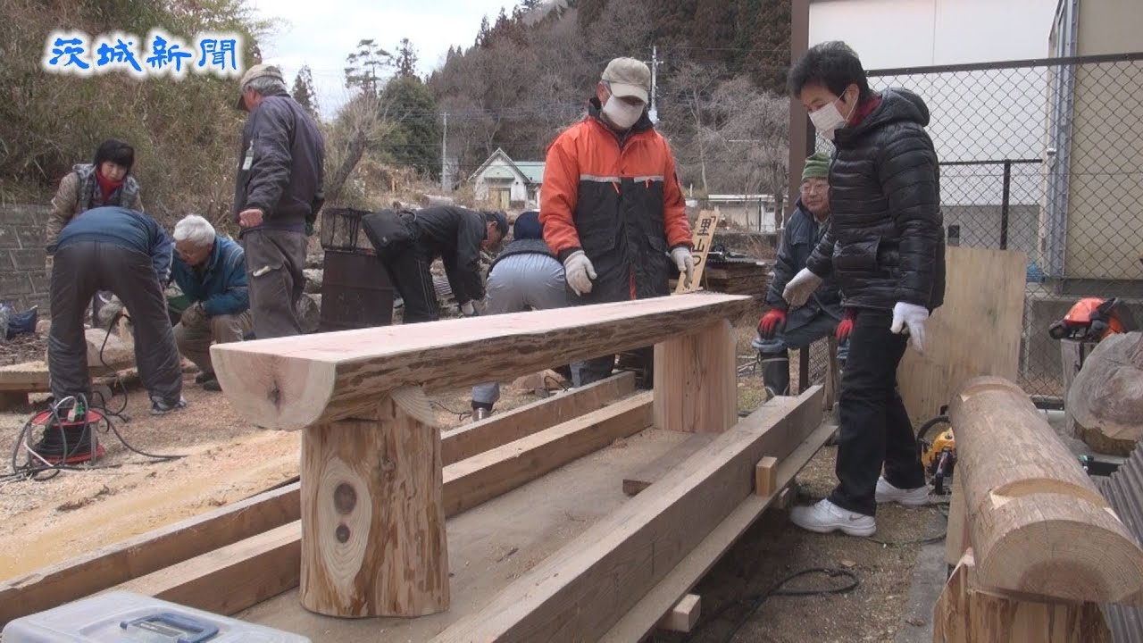 佐賀産杉の丸太ベンチ 2脚（品） - 椅子