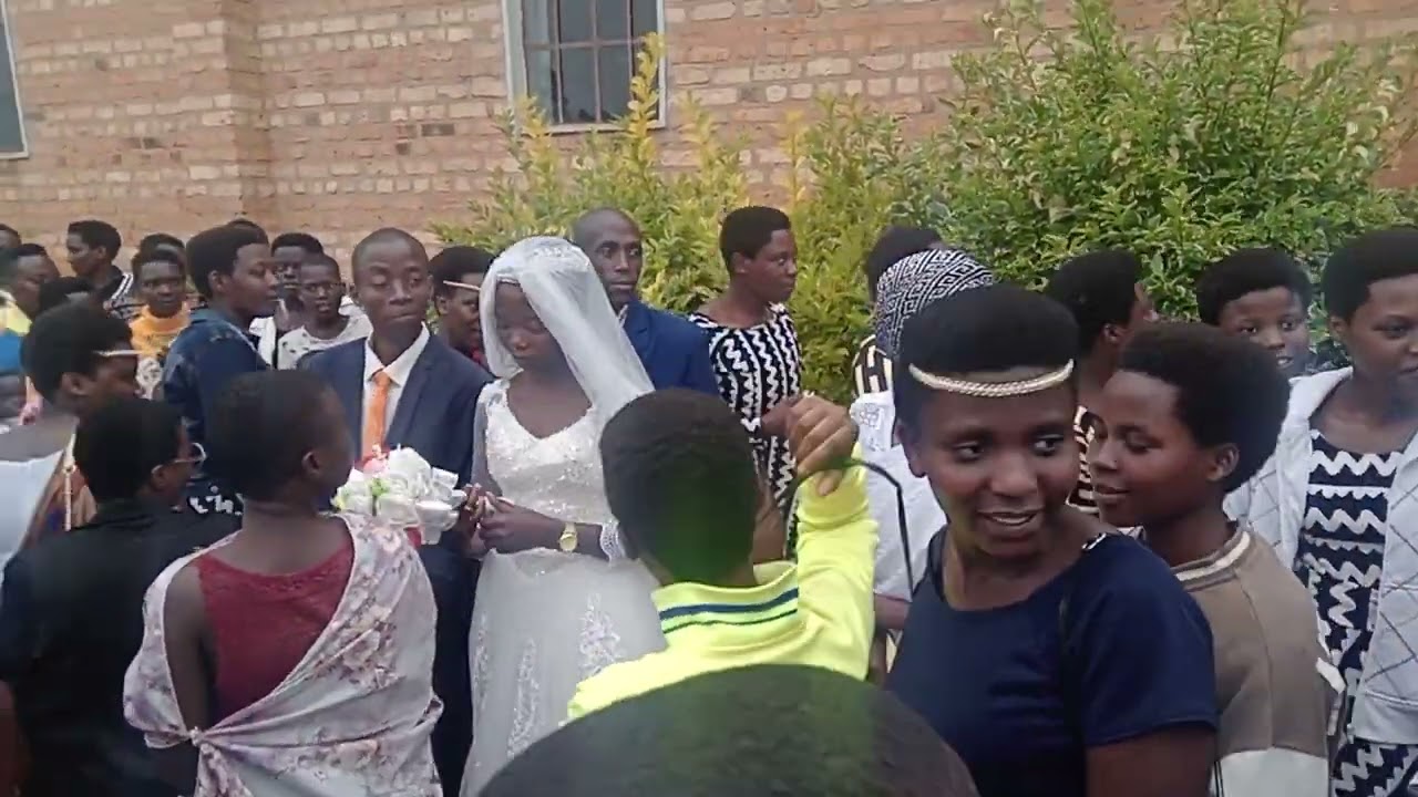 Mbegubukwe bw'abihanganye ni murabe namwe