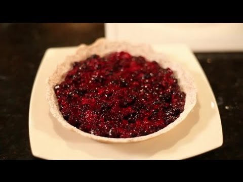 How to Make a Raspberry-Blueberry Tart : Delicious Recipes