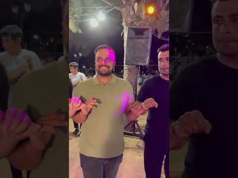 Esin solist/ yazan kalem siyah