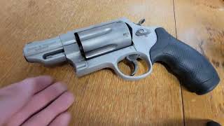 Smith and Wesson Governor: The Executive Branchs' .410 revolver