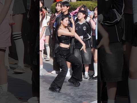 Dance] 제이킹덤 J-kingdom: 리사 LISA &amp;#39;FUTW&amp;#39;: 딩가딩가 랜덤플레이댄스: 250315 여의도 <strong>DGDG</strong> RPD #랜플