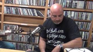 Reppas - Two Side of the Fence - WLRN Folk Music Radio screenshot 4