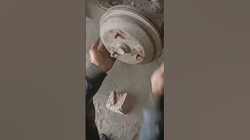 #Bajaj Maxima auto #tempo #bs4 brake shoe set kaise karen #part1 #Shorts