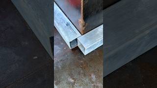 Make a corner connection from the pipe like this to make it neat. #welding #welder #ideas