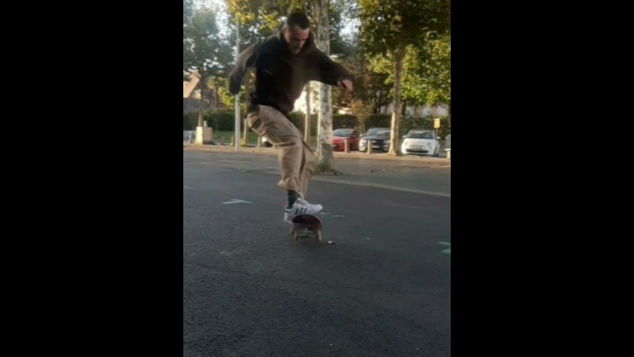 Bs 180 Kickflip and Fs 180 Kickflip