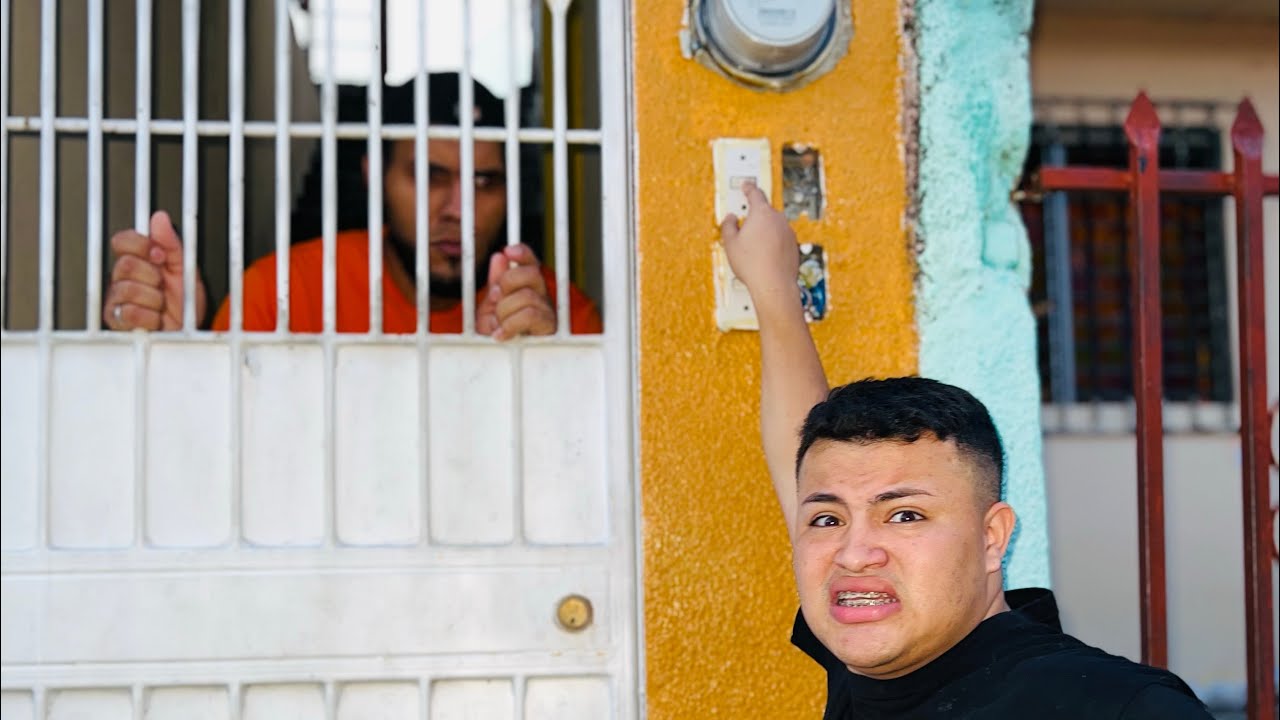 Cuando ibas a tocar timbres de pequeño!🤣🔥