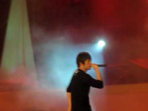 2010.03.07 高雄燈會 五月天-離開地球表面
