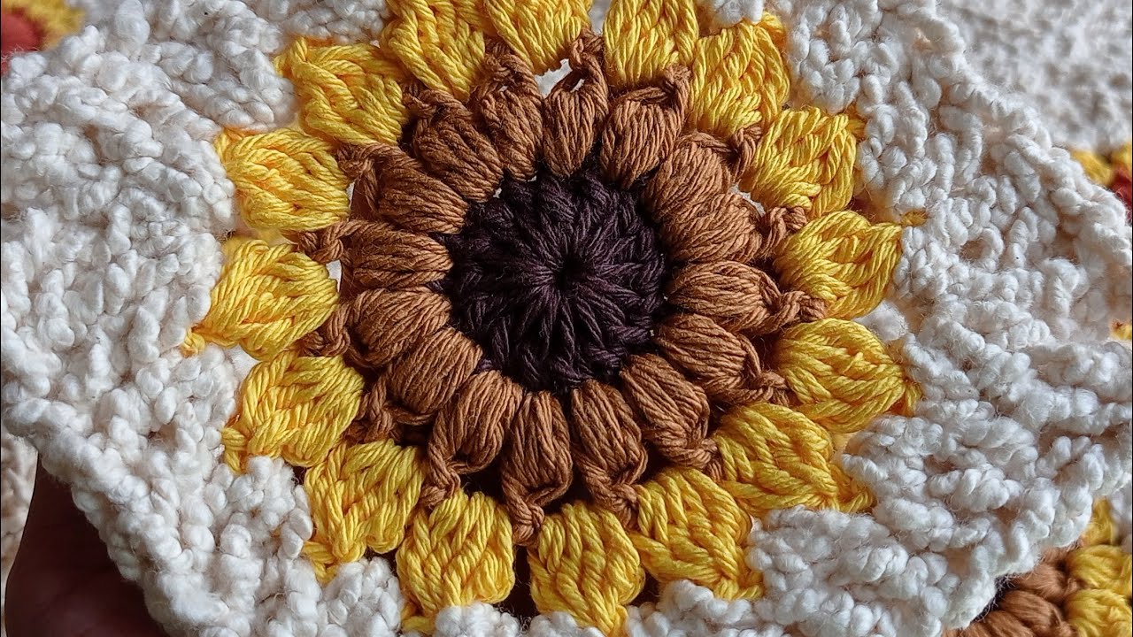 SQUARE COM LINHA FELPA E BARBANTE PERSA - quadrado de crochê