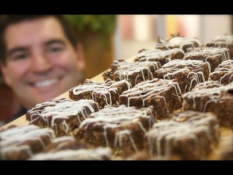 Cornflake Fudge Cake: No-bake treat with chocolate & cranberries | Totally Sacha