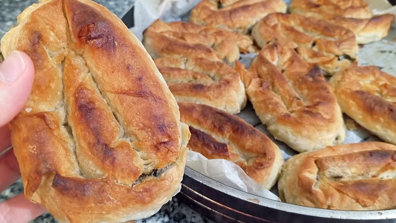 HAZIR YUFKADAN EL AÇMASI LEZZETİNDE BÖREK ????❗ÇITIR ISPANAKLI BÖREK TARİFİ ????