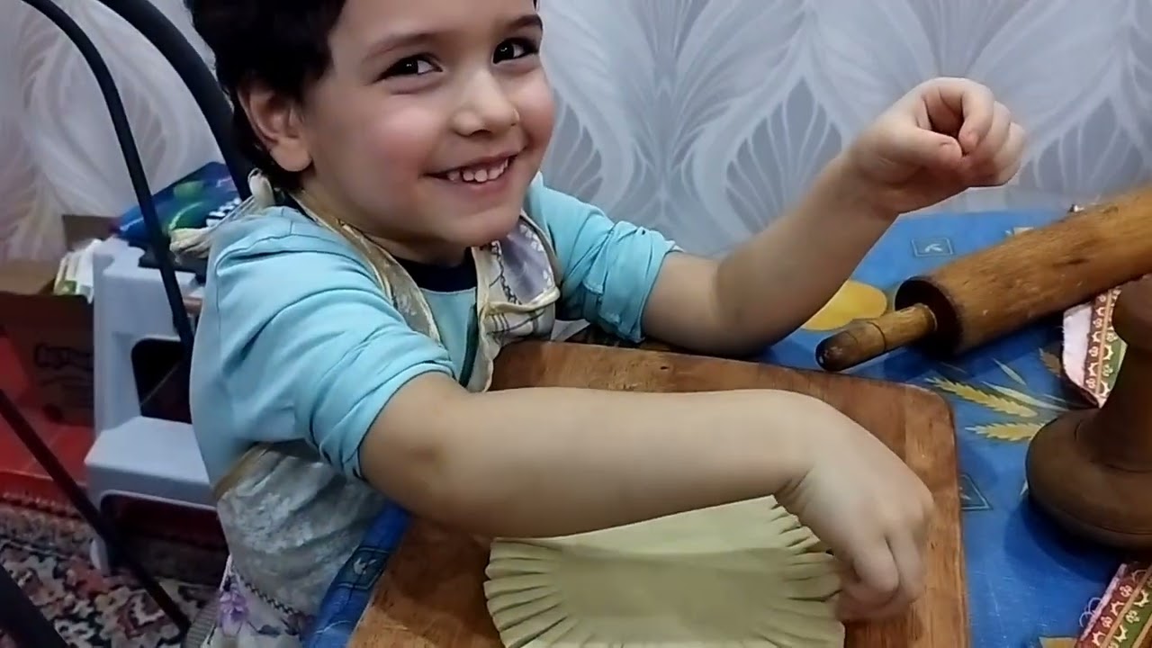 Кулча барои бачаҳои ғариб.