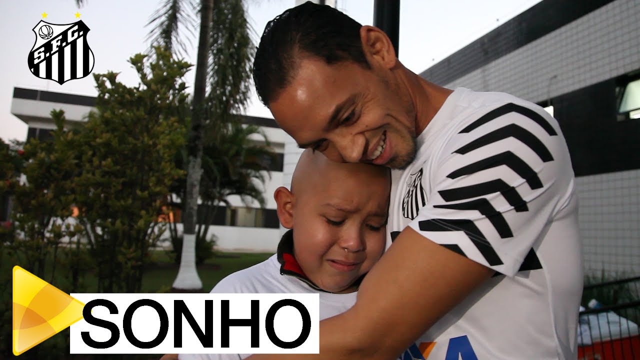 official secrets Miguel realiza o sonho de conhecer elenco do Santos FC