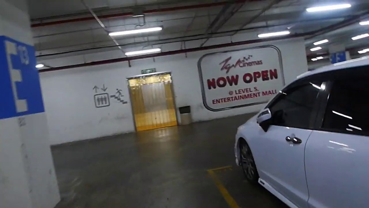 Fujitec Lift at Setia Walk Mall pessenger lift main lobby