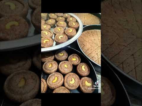 و الكبه أنواعا كتير بتعمل منا صاجيه الاكلات الحلبية محمد خير الجراح