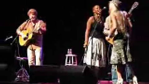 Mac McAnally - The City with Tina, Nadirah, and Pe...
