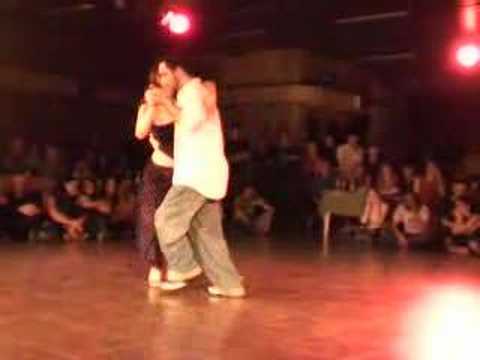 ALEJANDRO LARENAS Y MARISOL MORALES | Buenos Aires, 2006