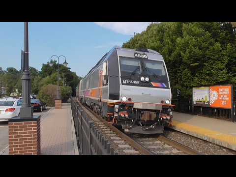 Train 1055 at Towaco 7/24/26
