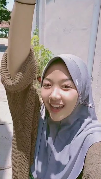 Dewi asmoro tulung omongno aku iseh ngenteni