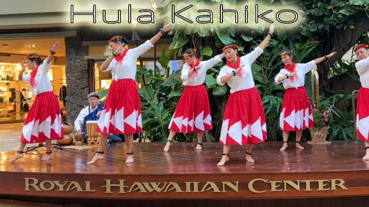 Hula Kahiko Show at the Royal Grove, Royal Hawaiian Center, Waikiki, Oahu, Hawaii [4K]
