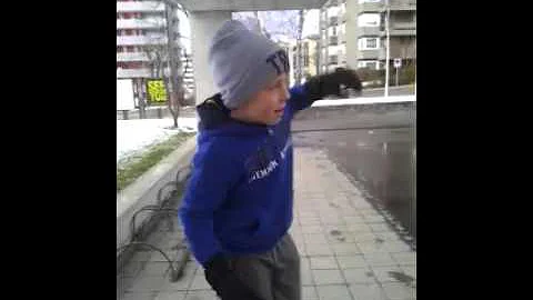 Jonas s ein canal