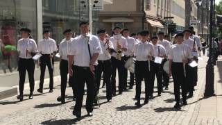 Musikparad med Västerås Youth Marching Band