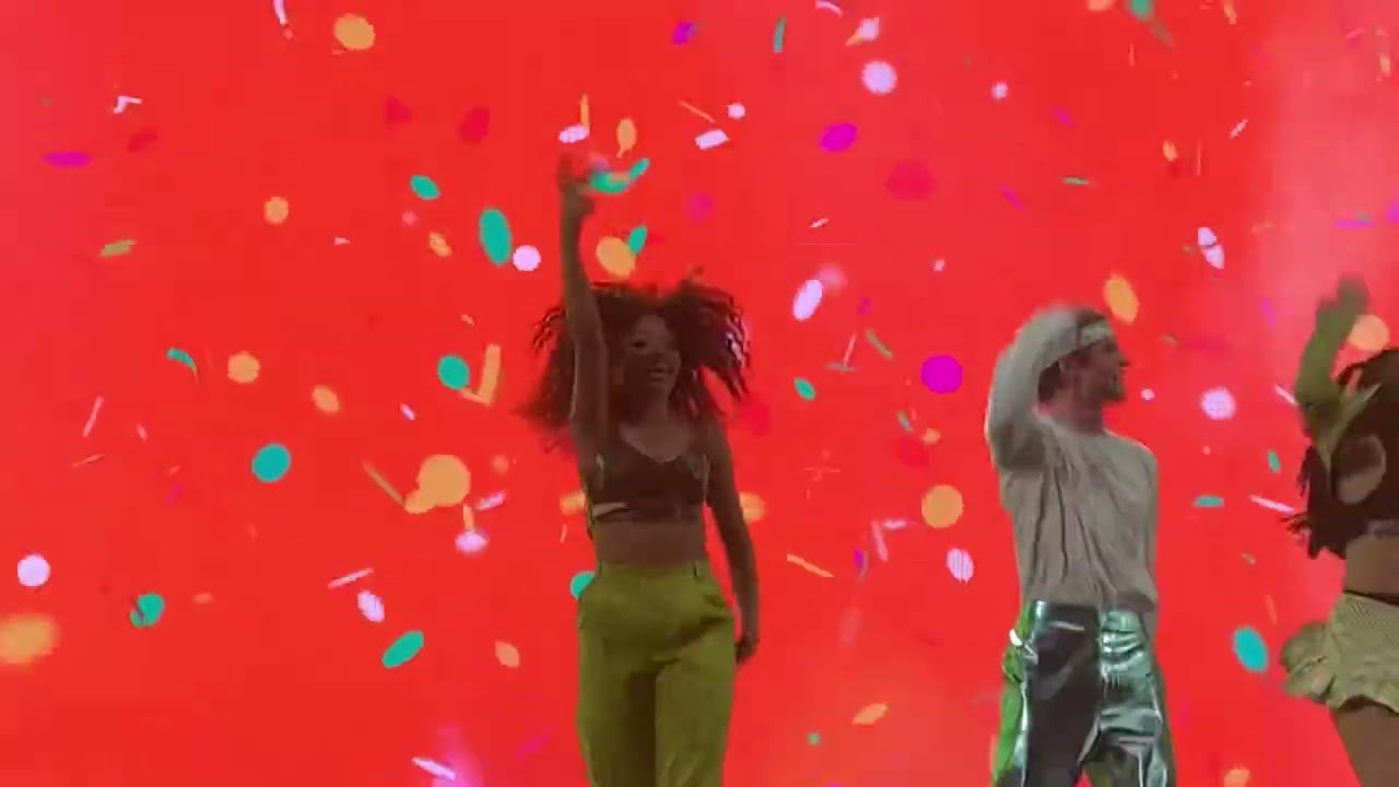 Now United - Who Would Think That Love FOREVER UNITED TOUR (19/11)