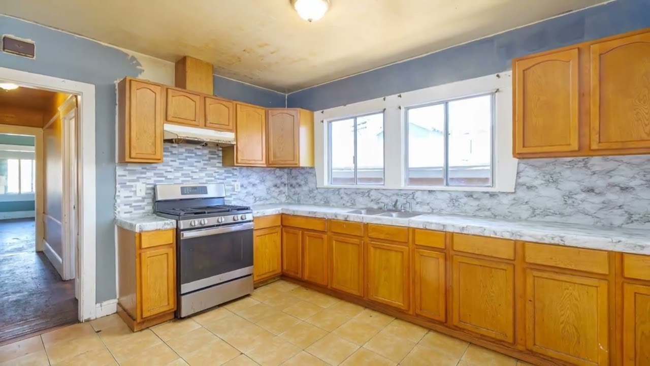 1222 Chanslor Avenue, Richmond, CA 94801