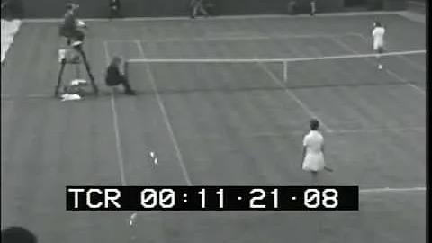Nancy Richey vs. Faye Toyne 1966
