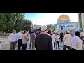 Crowd sings and prays during the accent to the Temple Mount (Video: TPS)