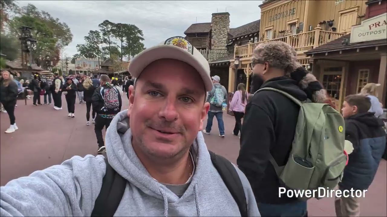 The coldest and windiest day of 2026 at Disney World Magic Kingdom!