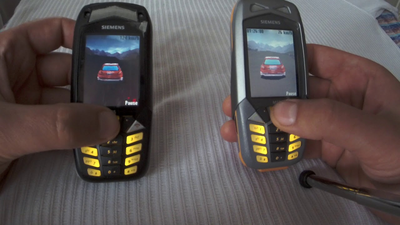 Siemens M65. 2 мобильника. Поиграл в Siemens 3D Rally. Zoom Q4.