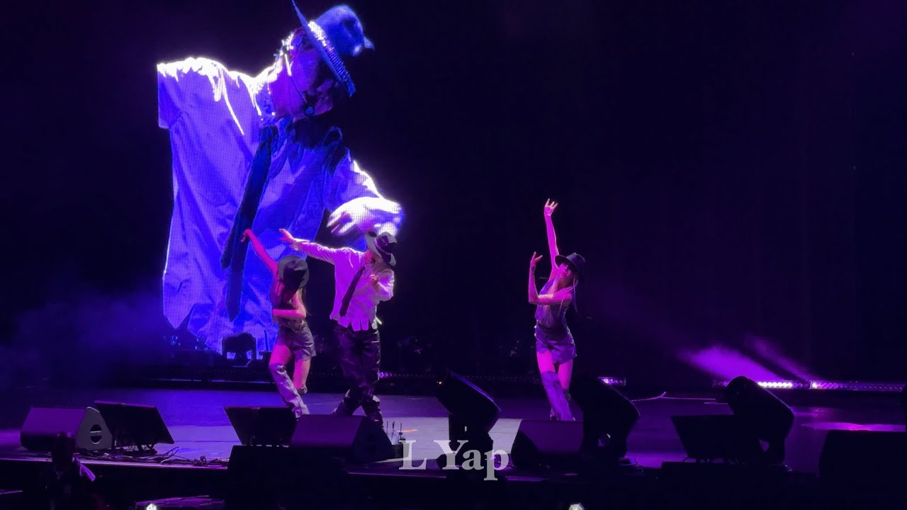 BAEKHYUN - Bambi 4K Fancam @ REVERIE Tour Oakland 7/3/25