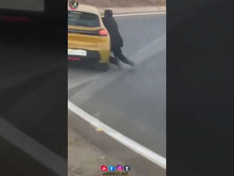 شاهد سائق In Dérive بغى اوقفوا بوليسي صدق جارو معاه ولاحوا 