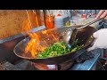 Amazing Wok Skills! Traditional Market Stir Fry / 大火快炒！虎林街黃昏市場熱炒, 台式熱炒