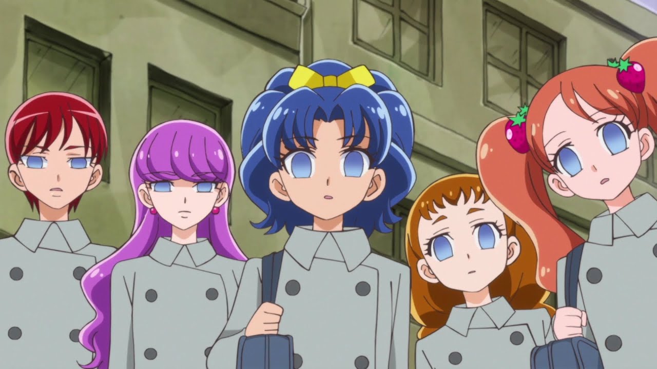 KiraKira☆Precure A La Mode 47 (Preview) (2017-2018) (@PrettyTrad