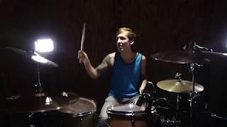 Run - Foo Fighters - Drum Cover
Get the sheet music FOR FREE at https://victorthedrummerguy.com
I do not own the copyright to this song. Foo Fighters - Run from the 2017 release Concrete and Gold is the copyrighted property of its owner(s).
This song is one of the greatest songs of all time. Damn. The music video is one of the greatest music videos of all time as well, so I had to cover it. Special thanks to Christopher Ghazel for providing his amazing sounding drum kit since I had already shipped mine down to San Diego.
Recorded and filmed by Christopher Ghazel
http://www.ghazelproductions.com
https://instagram.com/victorthedrummerguy
http://facebook.com/victorthedrummerguy
#foofighters #run #drumcover #taylorhawkins #davegrohl Run - Foo Fighters - Drum Cover