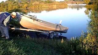 HOW TO LAUNCH A BOAT USING A TILT TRAILER
