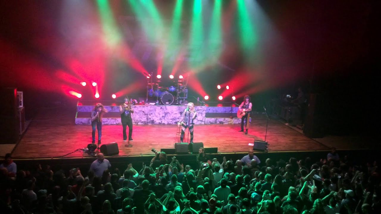 Steel Panther "The Stocking Song" Live in St. Louis 12/15/15 YouTube