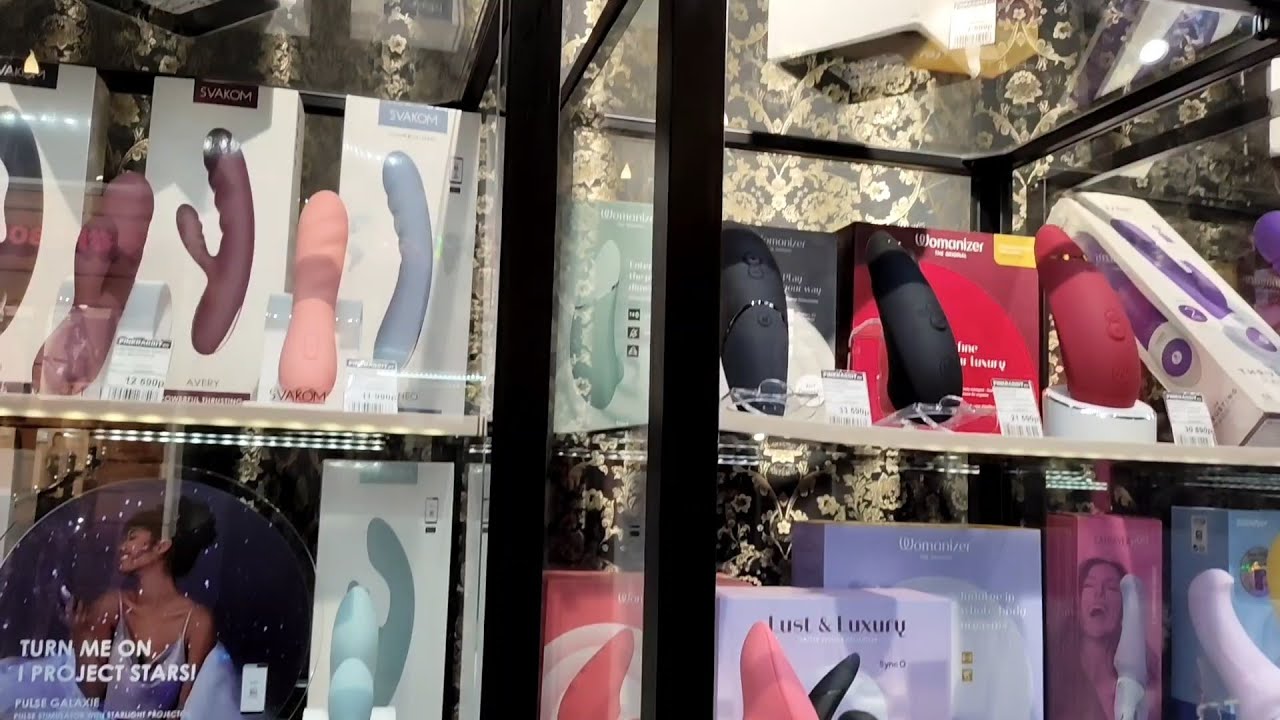 ГУЛЯЕМ С ТАМЕРЛАНОМ ПО  ОТЕЛЮ КОРИНТИЯ