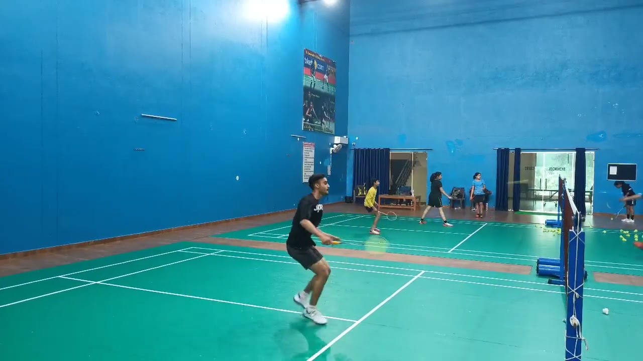 Badminton : Multi Shuttle Drills