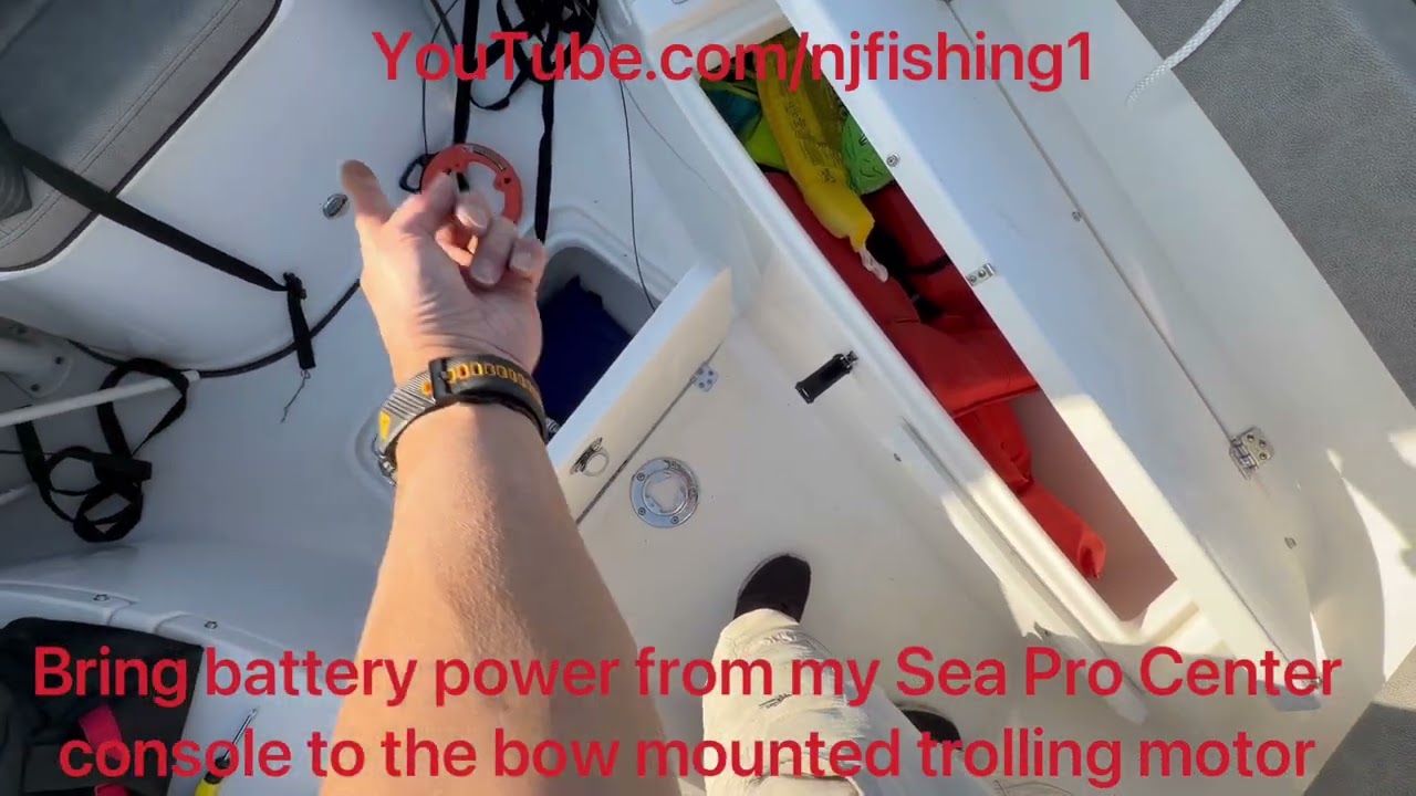 Как перенести питание от аккумулятора центральной консоли лодки к носовому троллинговому мотору?
