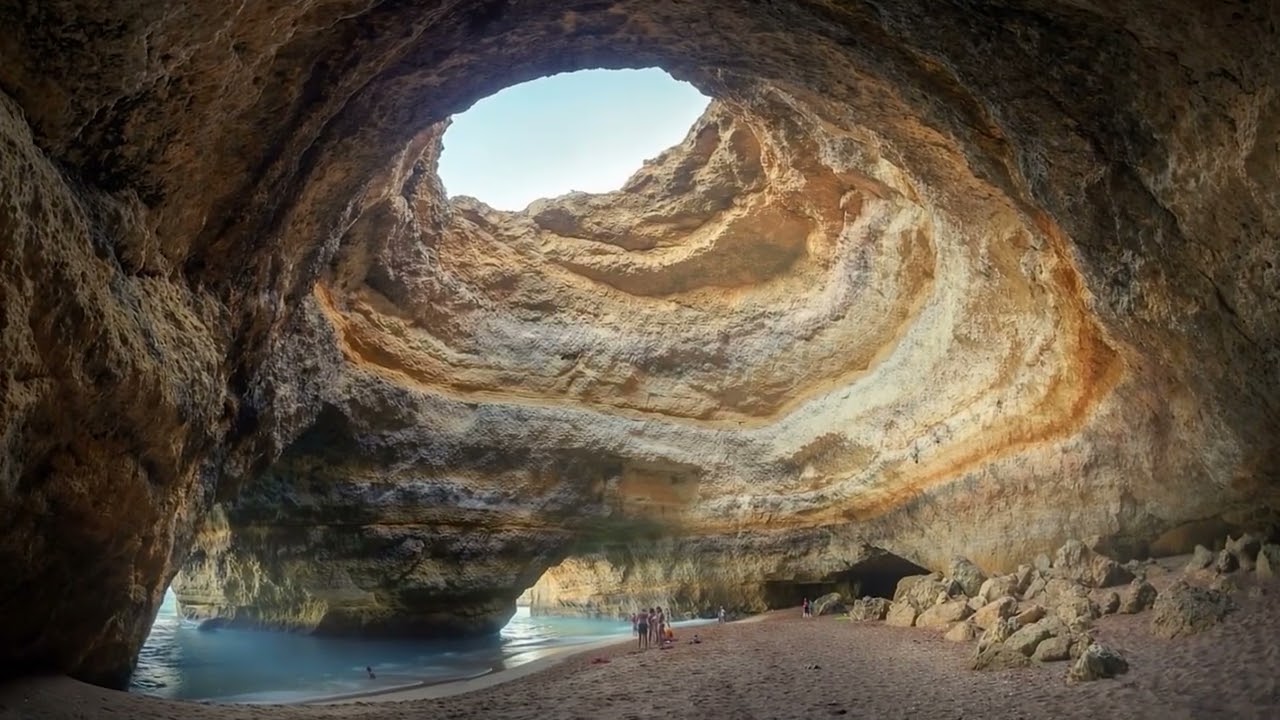 The Color of Distant Days | Portuguese Music