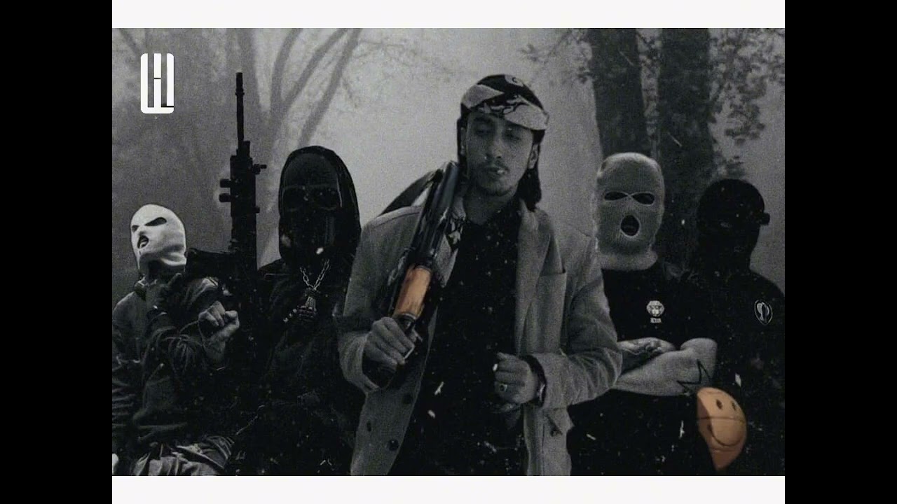 Wawi - فاصلة ft. بنت عمي