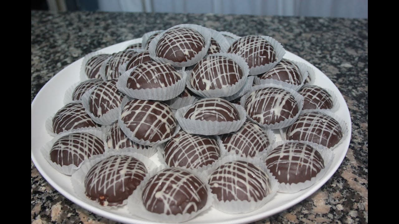 غريبة ميزينا مزينة بالشكلاط